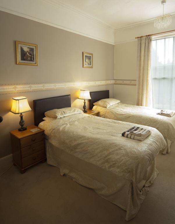 Hilbury Court Hotel Trowbridge Exterior photo